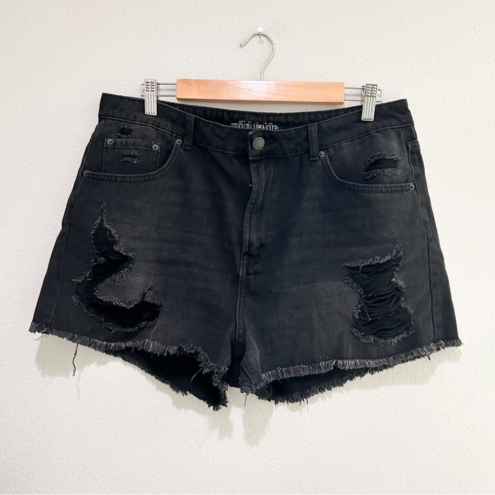 Wild Fable target black denim distressed Jean shorts 14